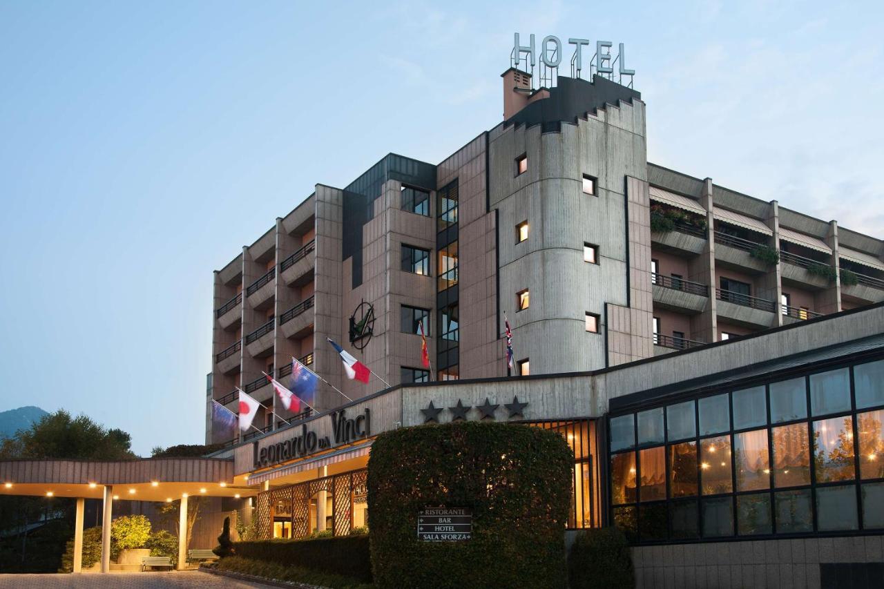 Hotel Leonardo Da Vinci Erba Esterno foto